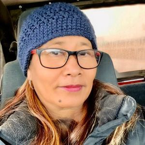 Meet your Posher, Eva